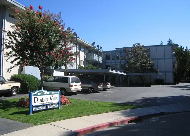 Property at Diablo Villa Apartments - 1300 Creekside Dr, Walnut Creek, CA, 94596, 1 bed, 1 bath, [object Object]