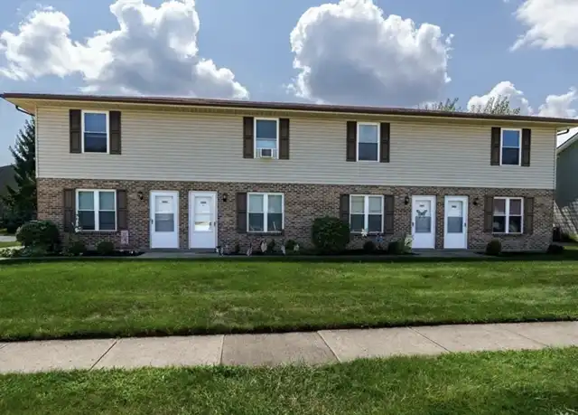 Property at 1855 N Lakeman Dr, Bellbrook, OH, 45305, 2 beds, 1.5 baths, [object Object]