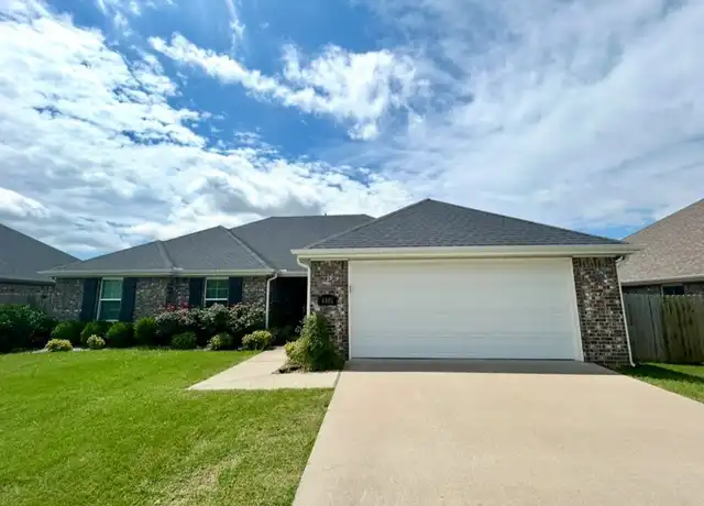 Property at 4401 SW Cornerstone Rd, Bentonville, AR, 72713, 3 beds, 2 baths, [object Object]