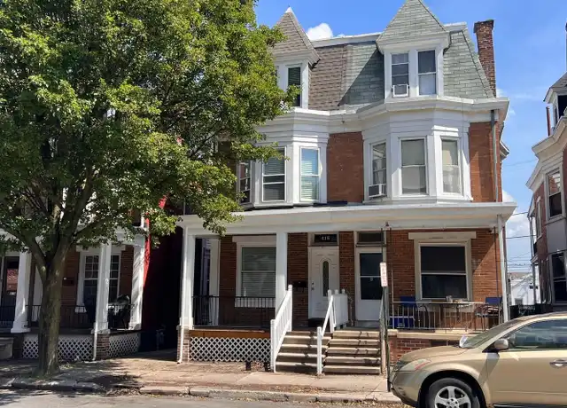 Property at 415 Franklin St, Reading, PA, 19611, 4 beds, 2.5 baths, [object Object]