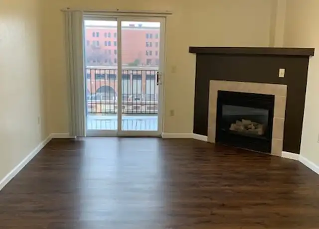 Property at 415 King St Unit 604, La Crosse, WI, 54601, 1 bed, 1 bath, [object Object]