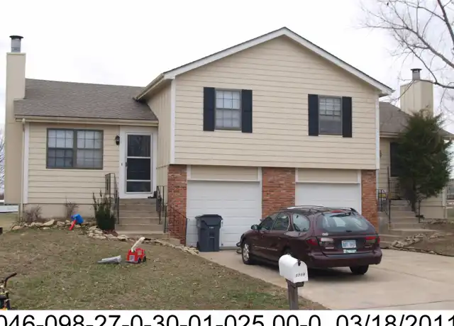 Property at 1721 W Spruce St Unit 1721, Olathe, KS, 66061, 3 beds, 2 baths, [object Object]