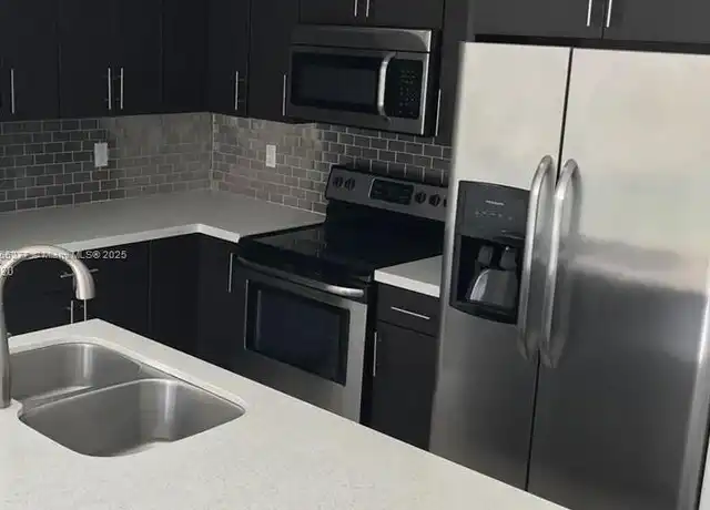 Property at 8043 W 36th Ave #3, Hialeah, FL, 33018, 3 beds, 2.5 baths, [object Object]
