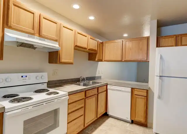 Property at 1651 NE 16th Ave Unit 106, Oak Harbor, WA, 98277, 2 beds, 1 bath, [object Object]