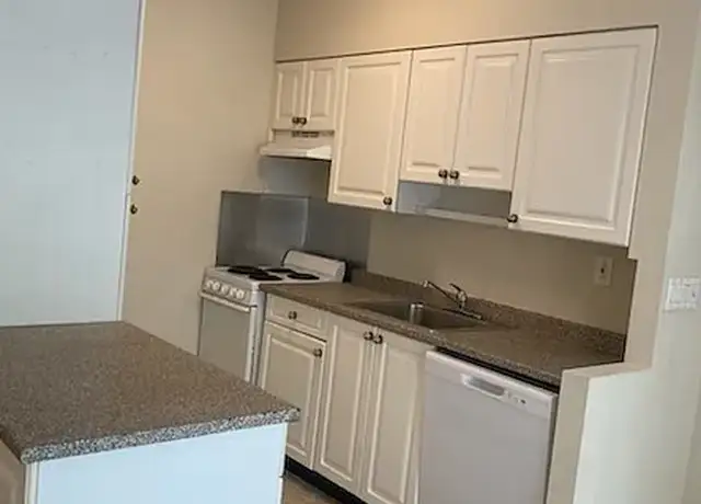 Photo of 1911 NE 8th Ct, Fort Lauderdale, FL 33304