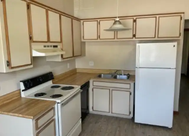 Property at 1235 Continental Ct, Tallahassee, FL, 32304, 1 bed, 1 bath, [object Object]