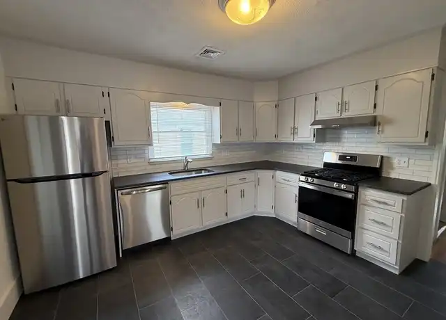 Property at 13 Beechwood Ave Unit 2, Watertown, MA, 02472, 4 beds, 3 baths, [object Object]