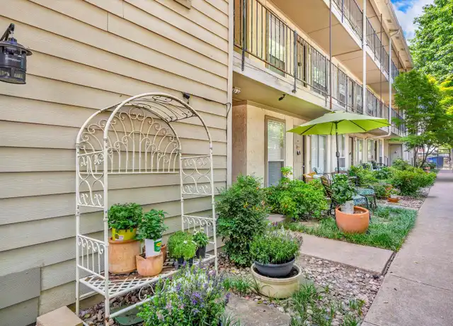Property at 5727 Richmond Ave #202, Dallas, TX, 75206, 1 bed, 1 bath, [object Object]