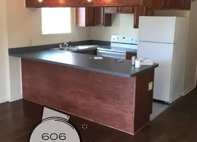 Property at 52 E 102nd St, Chicago, IL, 60628, 1 bed, 1 bath, [object Object]