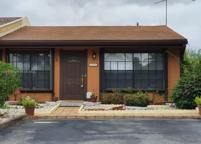 Property at 10360 W Cypress Ct Unit 10360, Pembroke Pines, FL, 33026, 2 beds, 2 baths, [object Object]