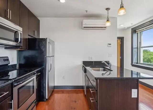 Photo of 507 High St, Portsmouth, VA 23704