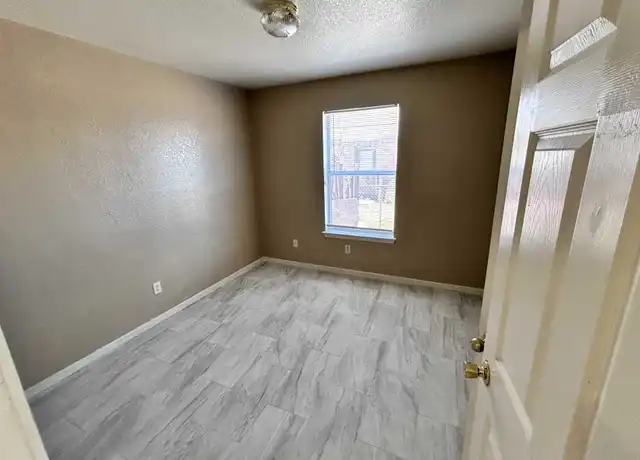 Property at 204 Castellon Ct, Killeen, TX, 76542, 3 beds, 2 baths, [object Object]