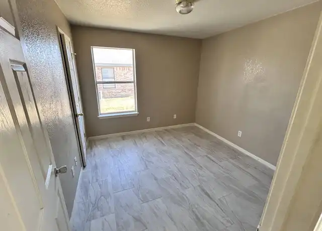 Property at 204 Castellon Ct, Killeen, TX, 76542, 3 beds, 2 baths, [object Object]