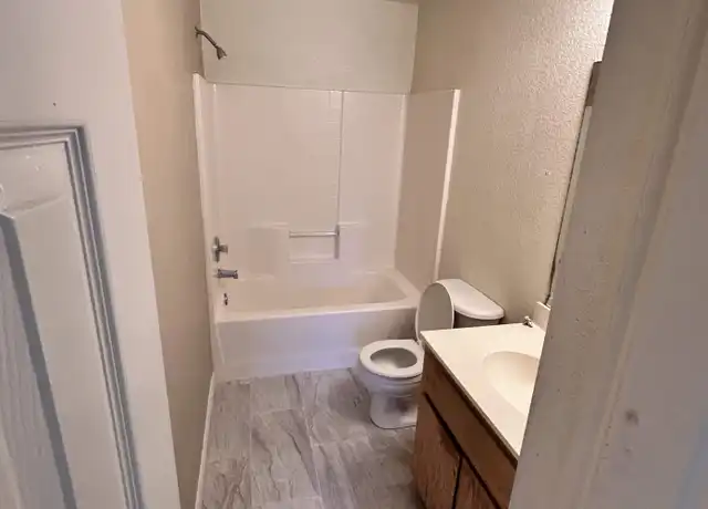 Property at 204 Castellon Ct, Killeen, TX, 76542, 3 beds, 2 baths, [object Object]