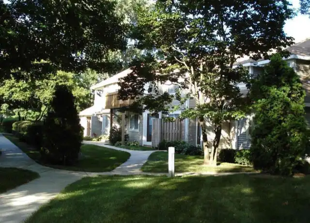 Property at 1011 Farwell Ct #1011, Gurnee, IL, 60031, 1 bed, 1 bath, [object Object]