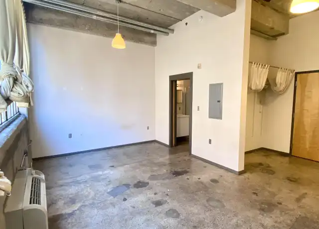 Property at 200 W Jackson Ave Unit 303, Knoxville, TN, 37902, 0 beds, 1 bath, [object Object]