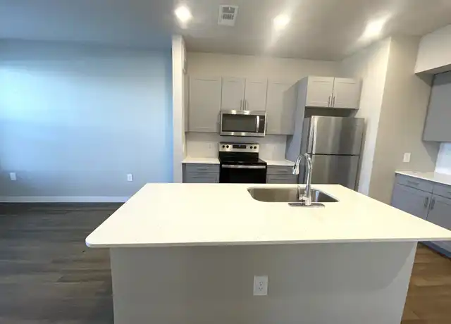 Property at 3845 Frontier Pkwy Unit 6129, Aubrey, TX, 76227, 1 bed, 1 bath, [object Object]