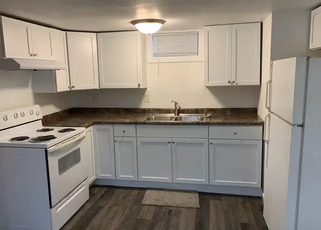 Property at 6 11th St S Unit 4, Fargo, ND, 58103, 2 beds, 1 bath, [object Object]