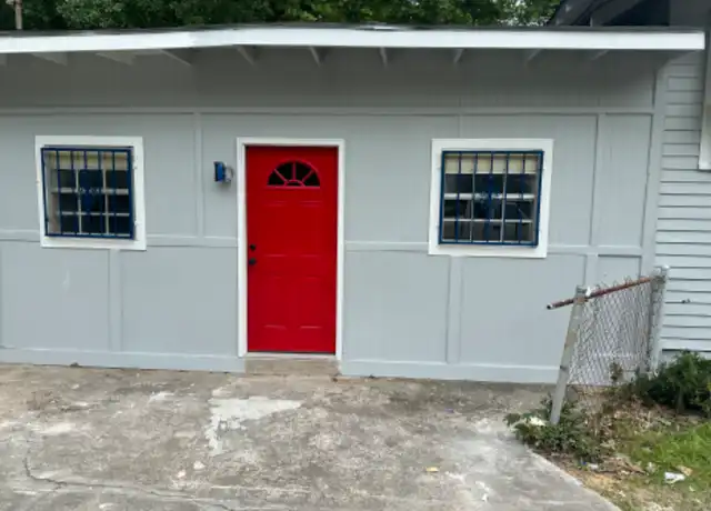 Property at 2603 Jackson Ave, Baton Rouge, LA, 70802, 2 beds, 1 bath, [object Object]