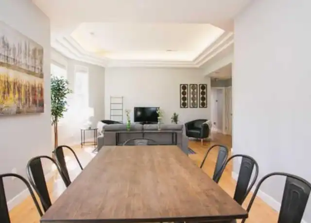 Property at 17 Story St, Cambridge, MA, 02138, 5 beds, 2 baths, [object Object]