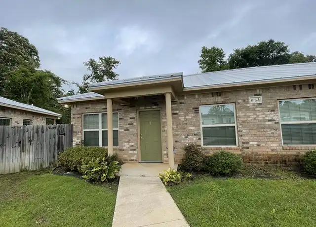 Property at 507 E Bryson Ave, Athens, TX, 75751, 2 beds, 1 bath, [object Object]