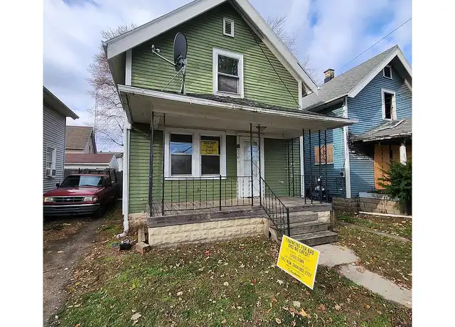 Property at 550 Hiett Ave, Toledo, OH, 43609, 2 beds, 1 bath, [object Object]
