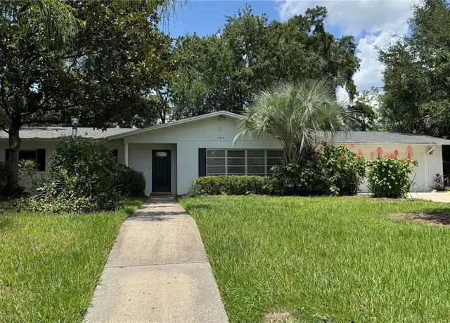 Property at 4410 NW 18th Pl, Gainesville, FL, 32605, 3 beds, 2 baths, [object Object]