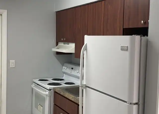 Property at 6224 Miramar Pkwy Unit 16, Miramar, FL, 33023, 1 bed, 1 bath, [object Object]