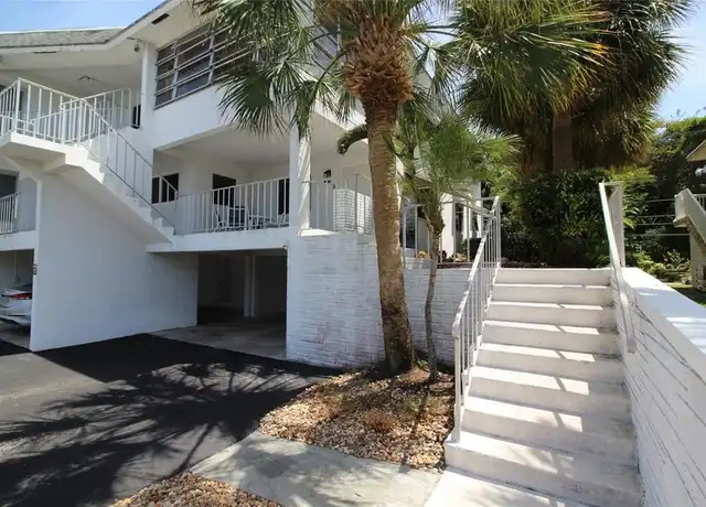 Property at 450 SW 9th St Unit 3, Boca Raton, FL, 33432, 2 beds, 2 baths, [object Object]