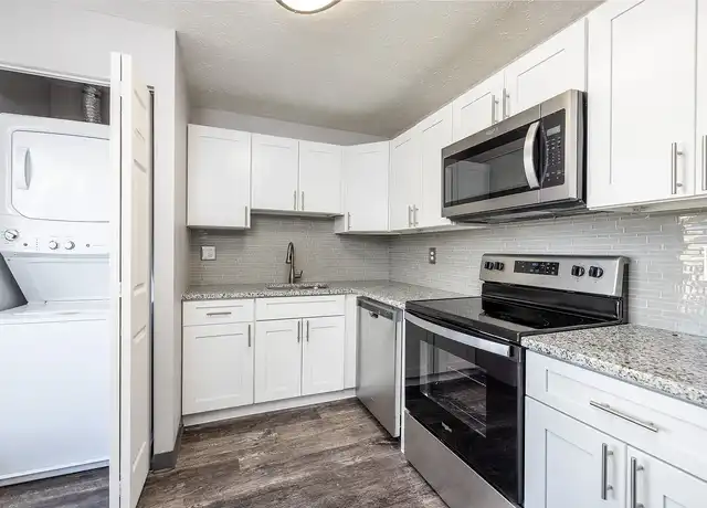 Property at Park Place of South Park Apartment Homes - 1700 Patrick Pl, South Park, PA, 15129, 2 beds, 1.5 baths, [object Object]
