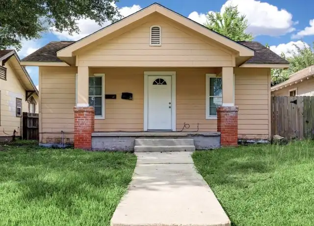 Property at 3303 Illinois St, Baytown, TX, 77520, 2 beds, 1 bath, [object Object]