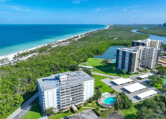 Property at 5 Bluebill Ave Unit 108s, Naples, FL, 34108, 1 bed, 1 bath, [object Object]