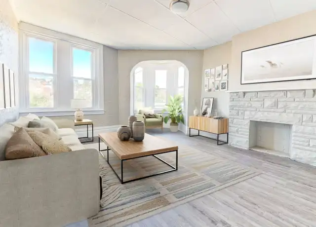 Property at 636 E Warrington Ave #3, Pittsburgh, PA, 15210, 3 beds, 1 bath, [object Object]