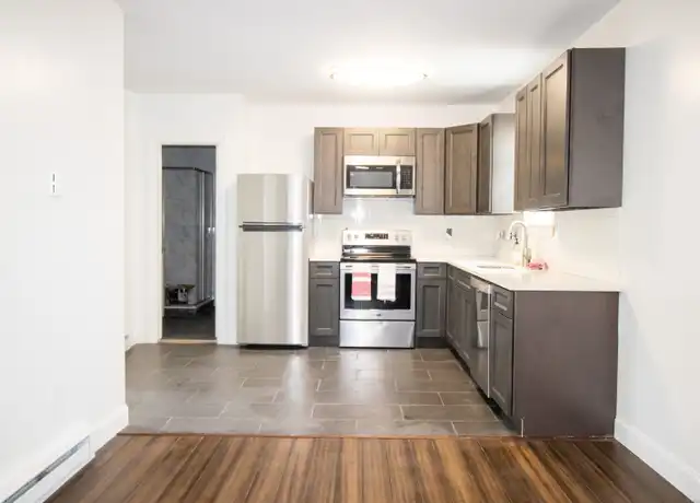 Property at 78 West St Unit 1A, New London, CT, 06320, 4 beds, 2 baths, [object Object]