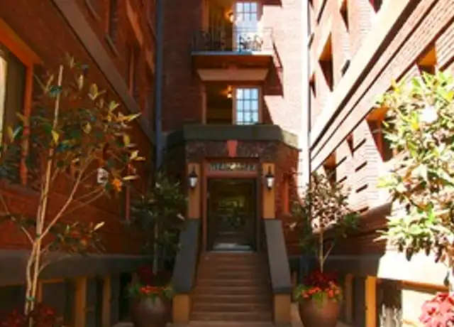 Property at 711 SE 11th Ave Unit 23, Portland, OR, 97214, 1 bed, 1 bath, [object Object]