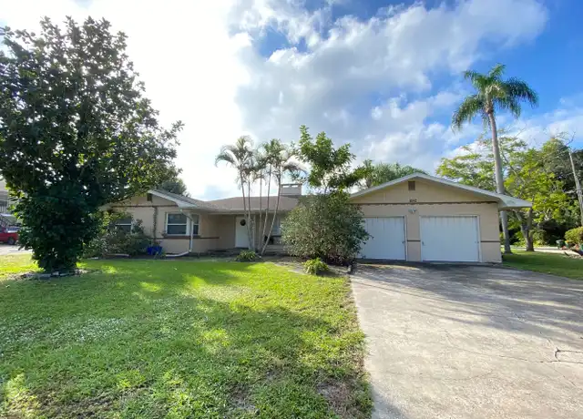 Property at 1060 Indian Beach Dr Unit 1052, Sarasota, FL, 34234, 3 beds, 2 baths, [object Object]