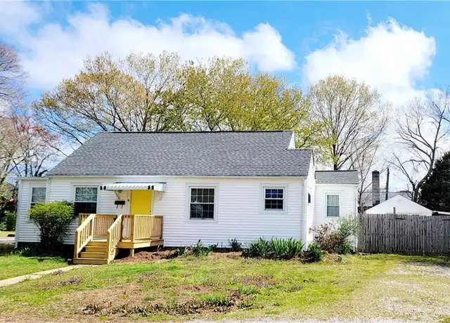 Property at 4 Howard Ct, Newport News, VA, 23601, 3 beds, 1 bath, [object Object]