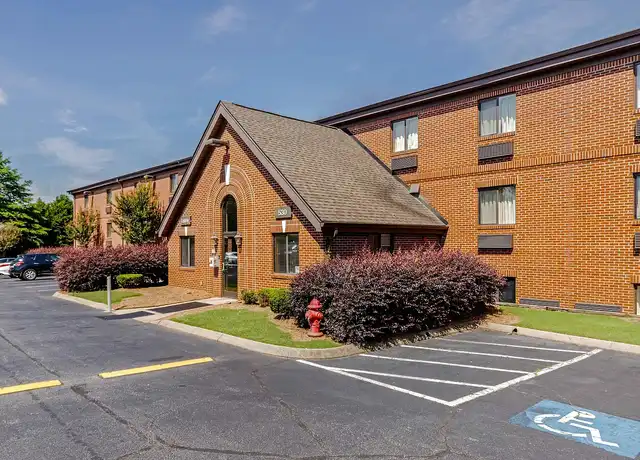 Property at Greenville - Haywood Mall - 530 Woods Lake Rd, Greenville, SC, 29607, 0 beds, 1 bath, [object Object]