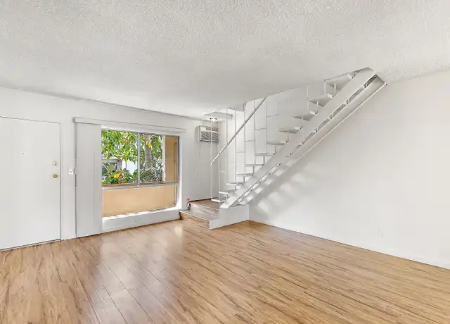 Property at 2332 S Beverly Glen Blvd Unit 5, Los Angeles, CA, 90064, 3 beds, 2 baths, [object Object]