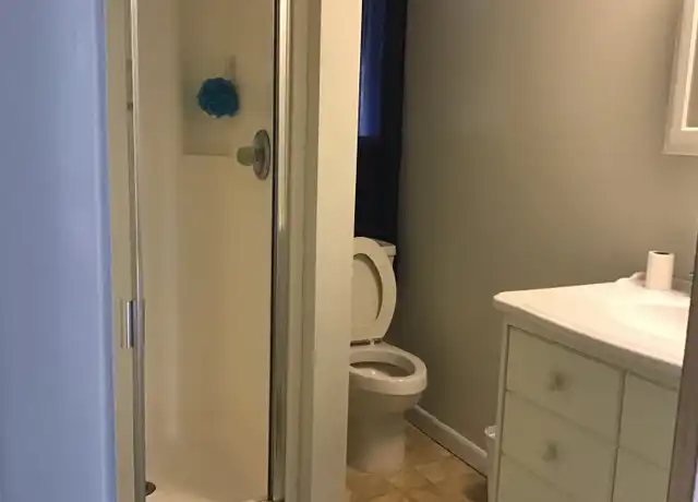 Property at 215 American Ave Unit 1, Dover, DE, 19901, 2 beds, 1 bath, [object Object]