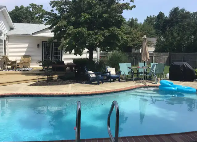 Property at 215 American Ave Unit 1, Dover, DE, 19901, 2 beds, 1 bath, [object Object]