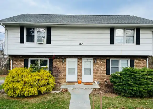 Property at 160 Chrisman St SW Unit 180B, Christiansburg, VA, 24073, 3 beds, 1.5 baths, [object Object]
