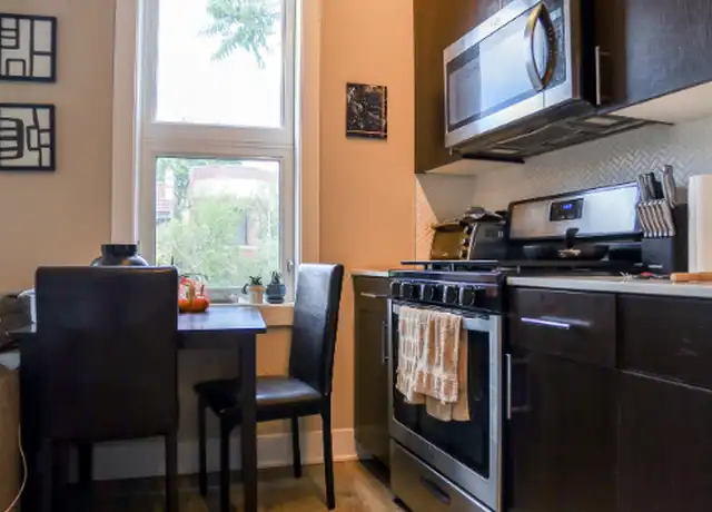 Property at 933 W Belle Plaine Ave Unit 405, Chicago, IL, 60613, 1 bed, 1 bath, [object Object]