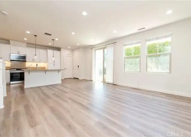 Property at 906 El Paseo, Foothill Ranch, CA, 92610, 3 beds, 2.5 baths, [object Object]