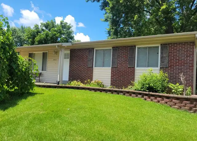 Property at 972 Marrisa Dr, Florissant, MO, 63031, 3 beds, 1.5 baths, [object Object]