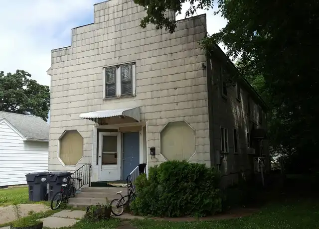 Property at 707 8th Ave SE Apt 2, Austin, MN, 55912, 1 bed, 1 bath, [object Object]
