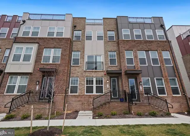 Property at 914 Vermeer Ave, Gaithersburg, MD, 20878, 4 beds, 4.5 baths, [object Object]