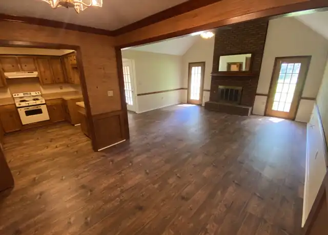 Property at 1708 Rosemont Cir, Clinton, MS, 39056, 3 beds, 2 baths, [object Object]