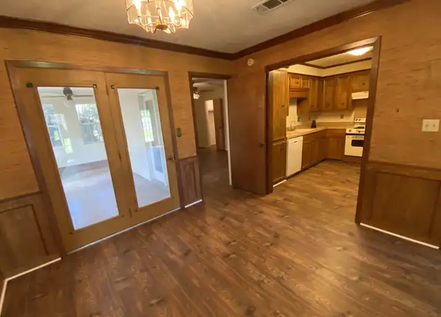 Property at 1708 Rosemont Cir, Clinton, MS, 39056, 3 beds, 2 baths, [object Object]