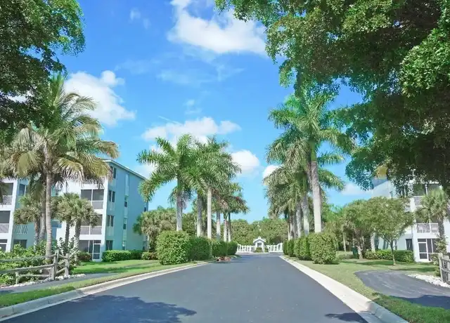 Property at 16645 Lake Circle Dr #732, Fort Myers, FL, 33908, 2 beds, 2 baths, [object Object]